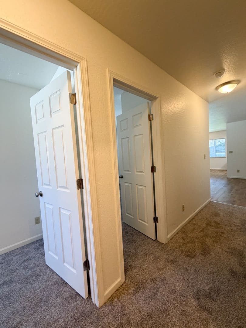 Klamath Falls Apartment: 1846-1848 Sargent Ave