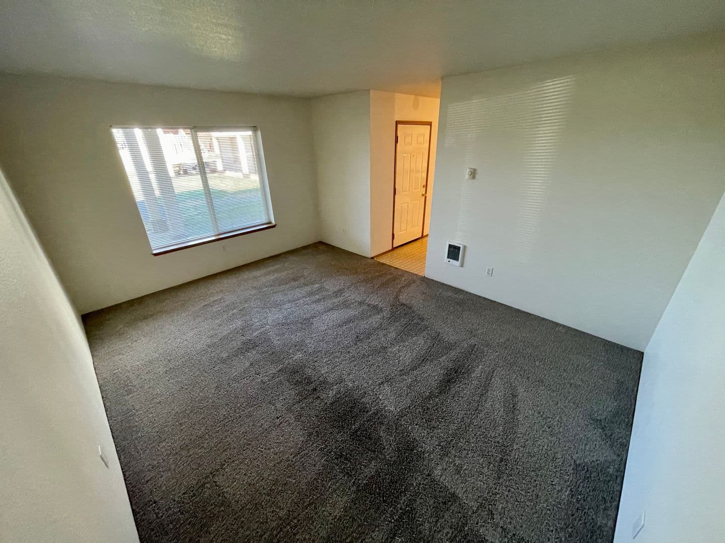 Klamath Falls Apartment: 5388 North Hills Drive