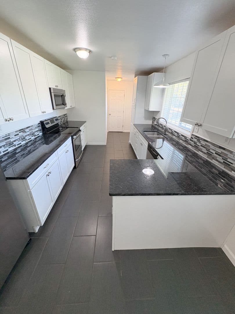 Klamath Falls House: 4206 Onyx Ave