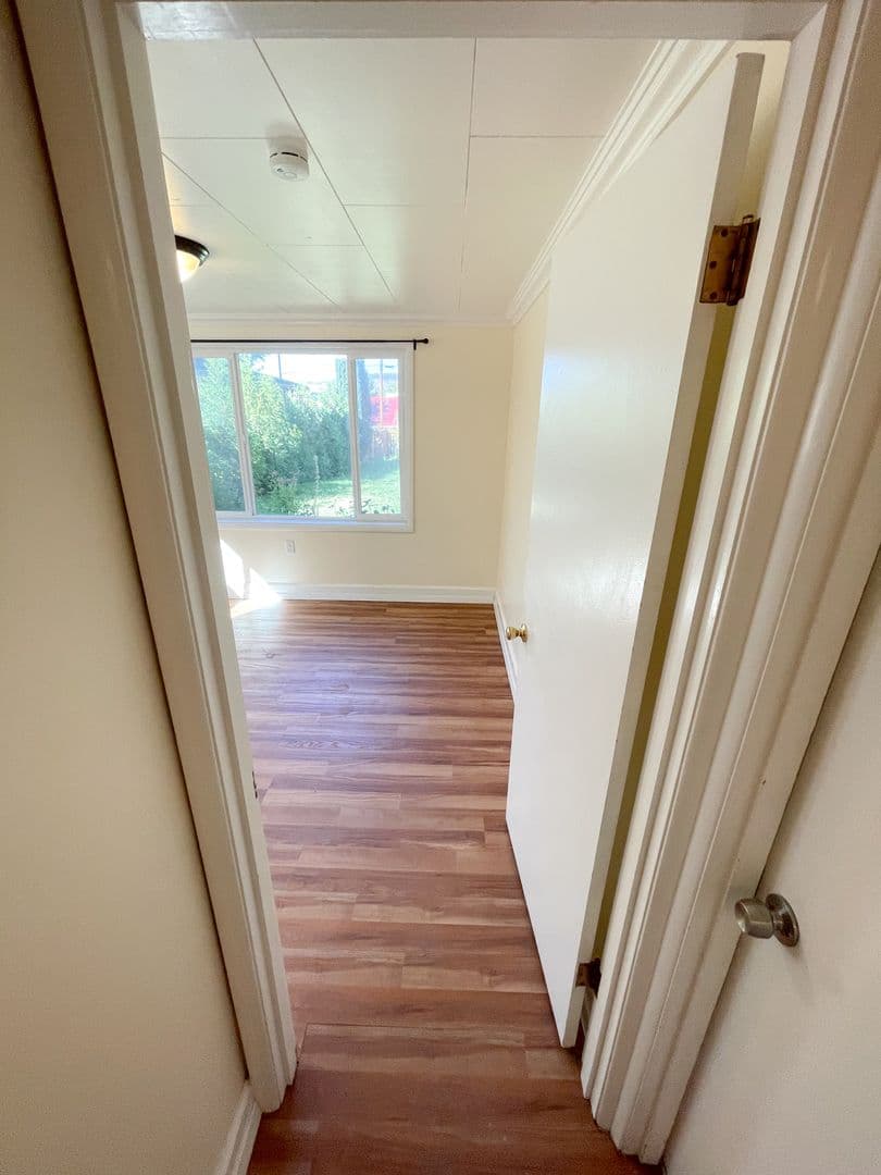 Klamath Falls Apartment: 510 Pacific Terrace