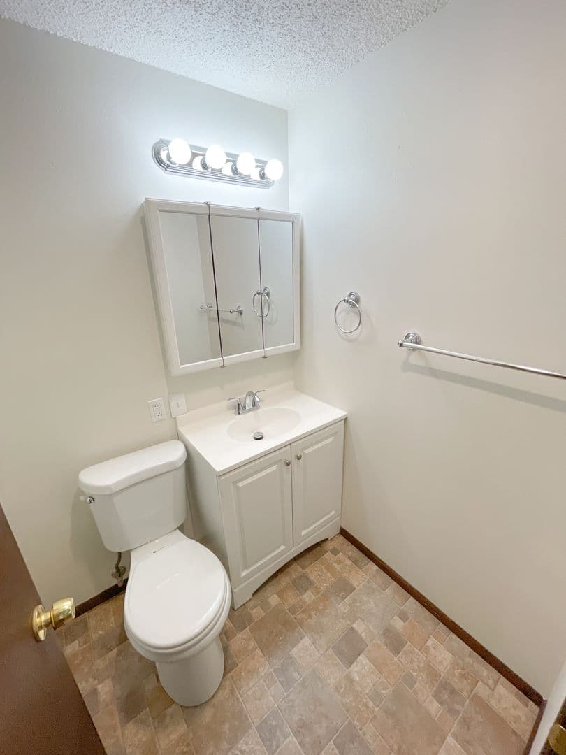 Klamath Falls House: 4432 Sturdivant Ave.
