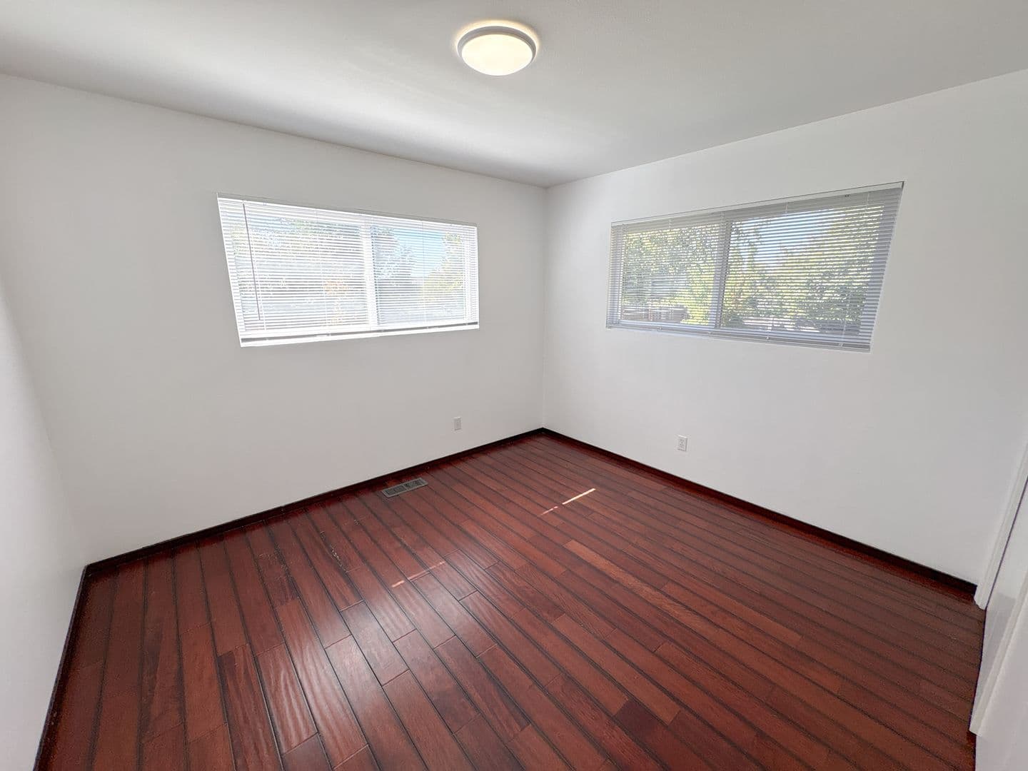 Klamath Falls House: 1944 Euclid Ave