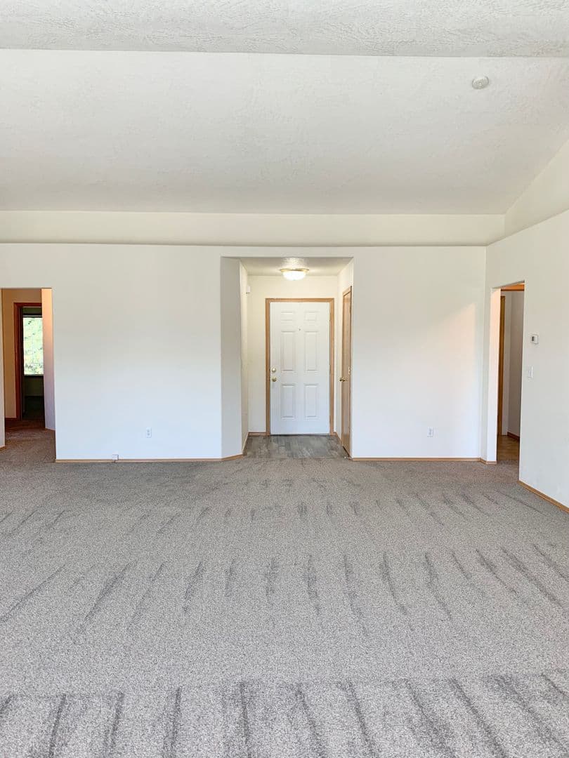 Klamath Falls House: 5110 Larch Lane