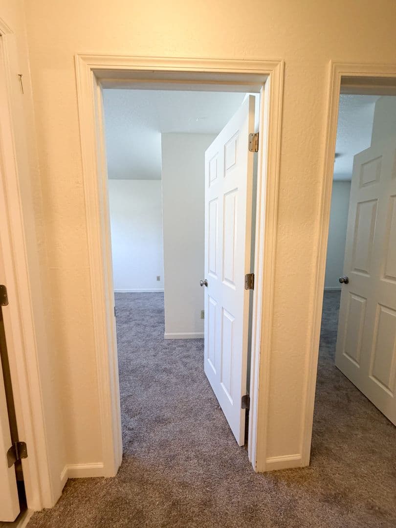 Klamath Falls Apartment: 1846-1848 Sargent Ave
