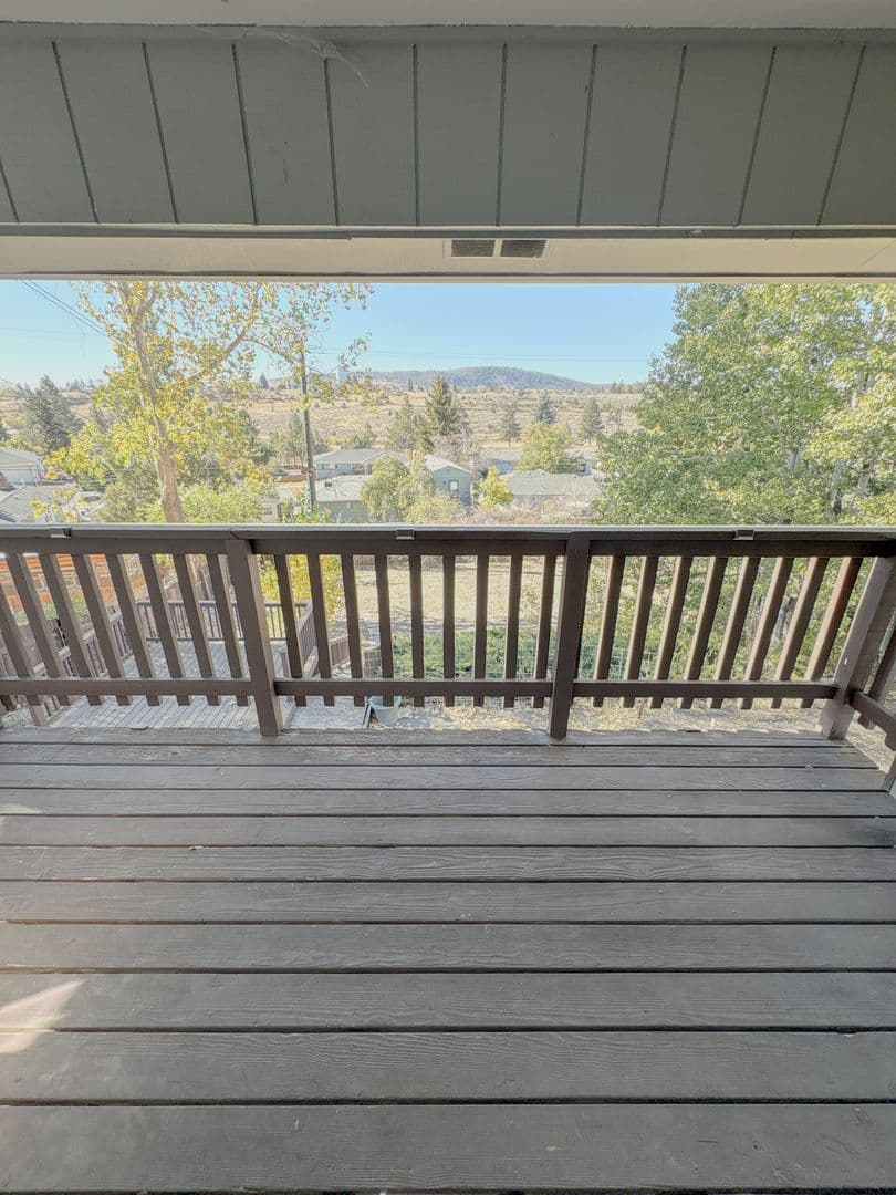 Klamath Falls House: 1946 N. Eldorado Ave