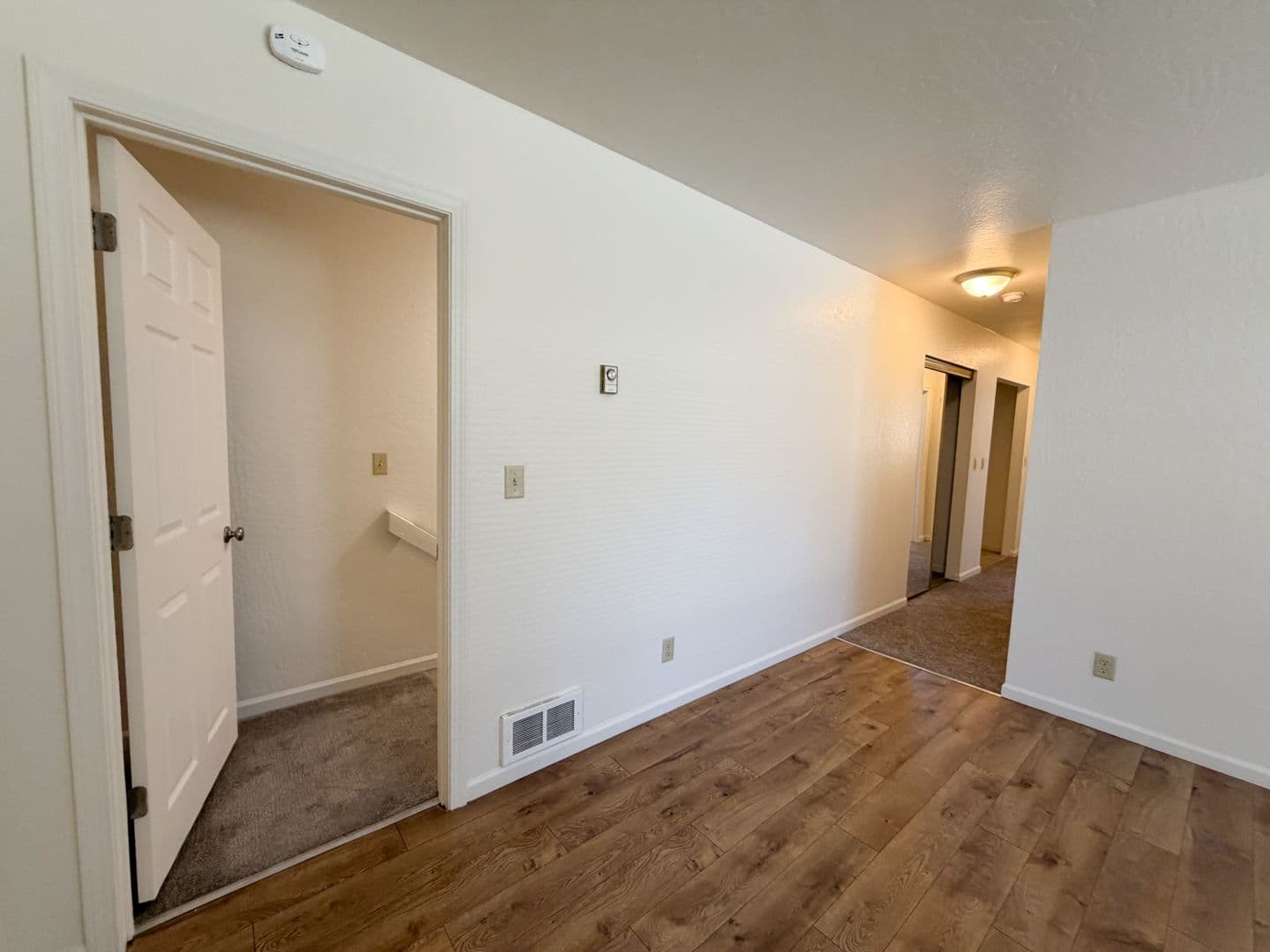 Klamath Falls Apartment: 1846-1848 Sargent Ave