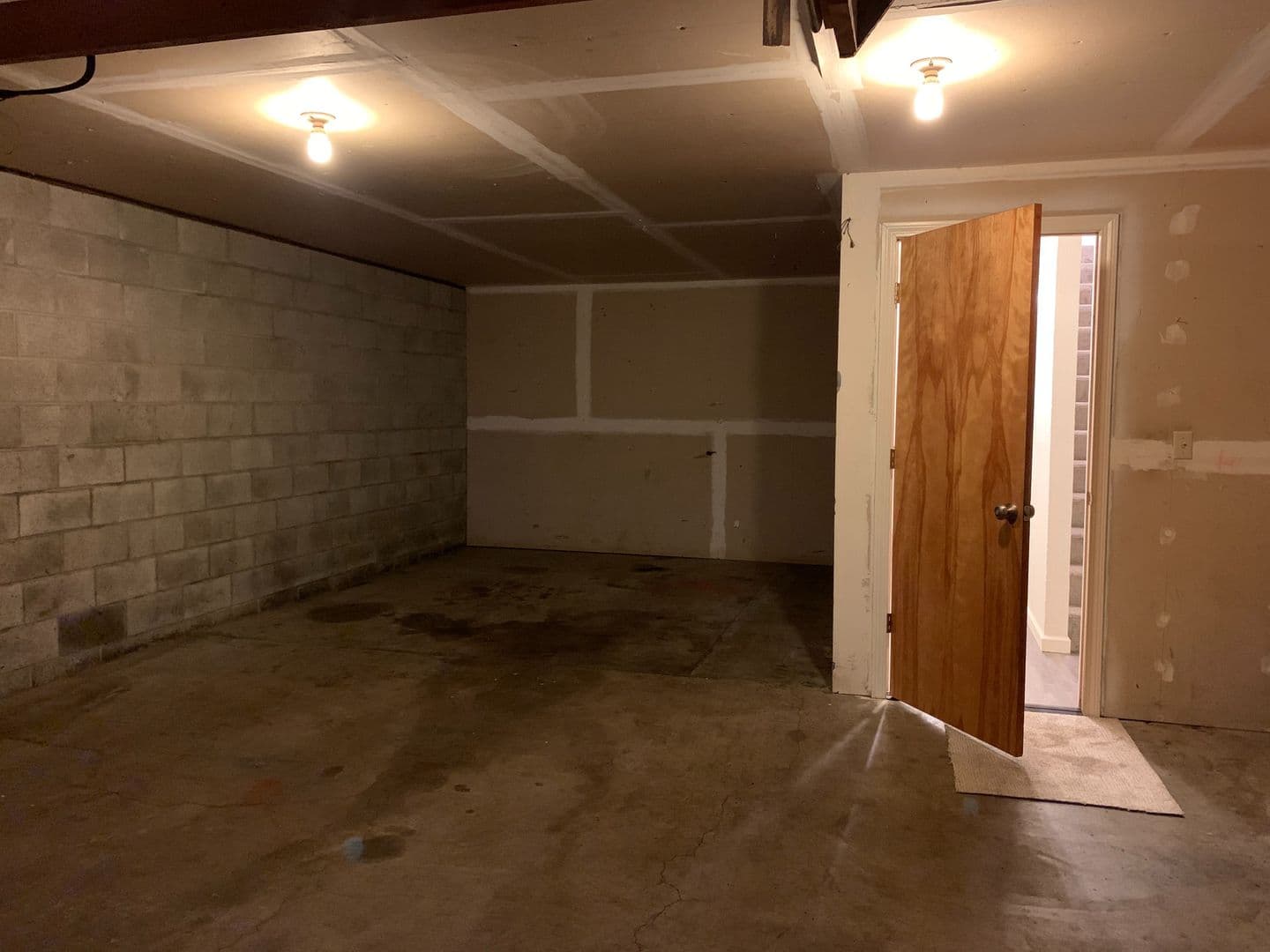 Klamath Falls Apartment: 1846-1848 Sargent Ave