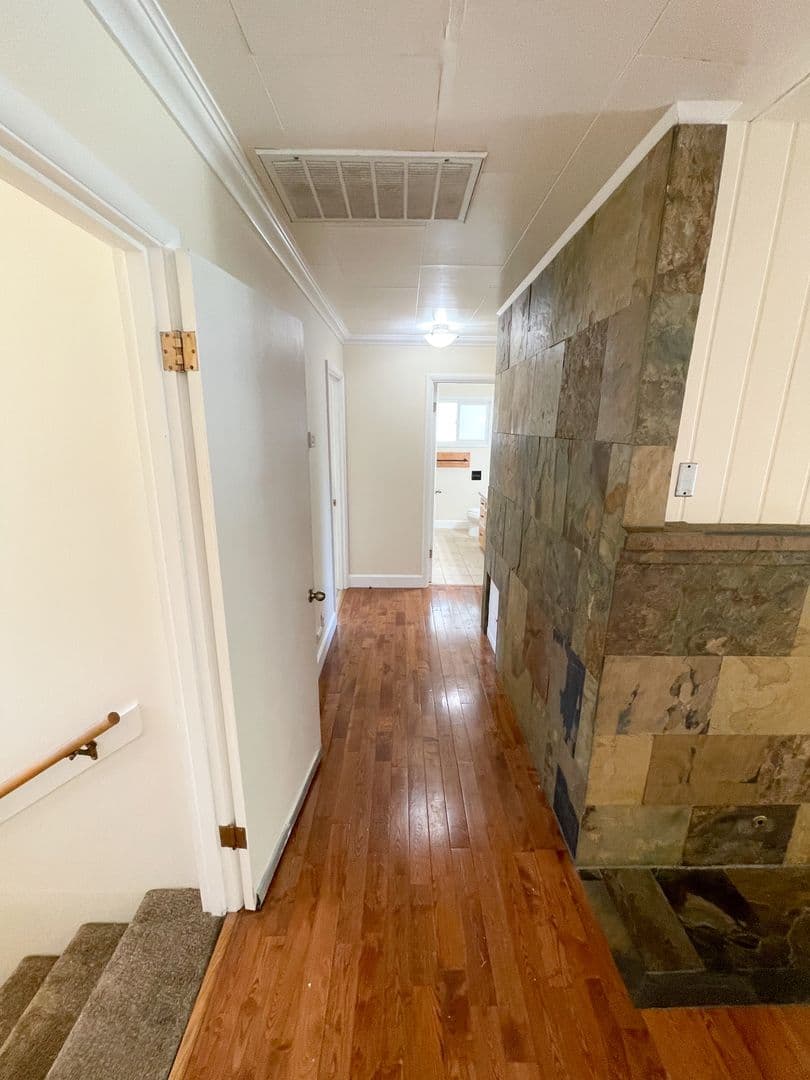 Klamath Falls Apartment: 510 Pacific Terrace