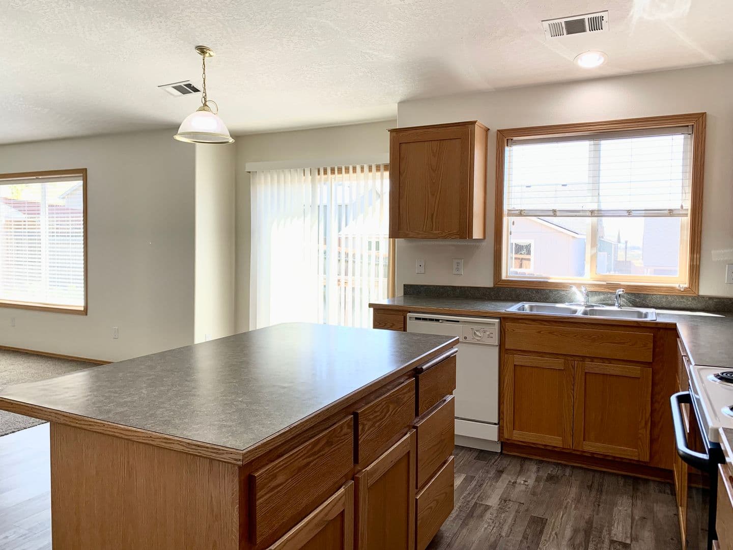 Klamath Falls House: 5110 Larch Lane