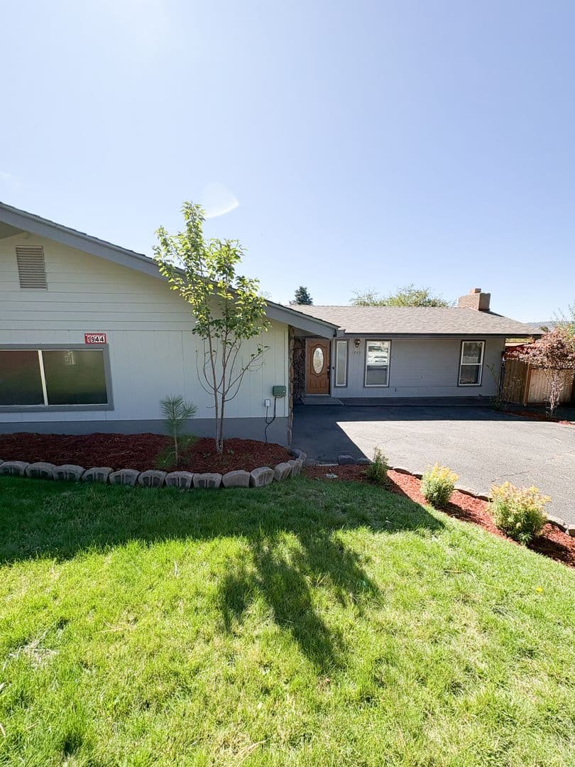 Klamath Falls House: 1944 Euclid Ave