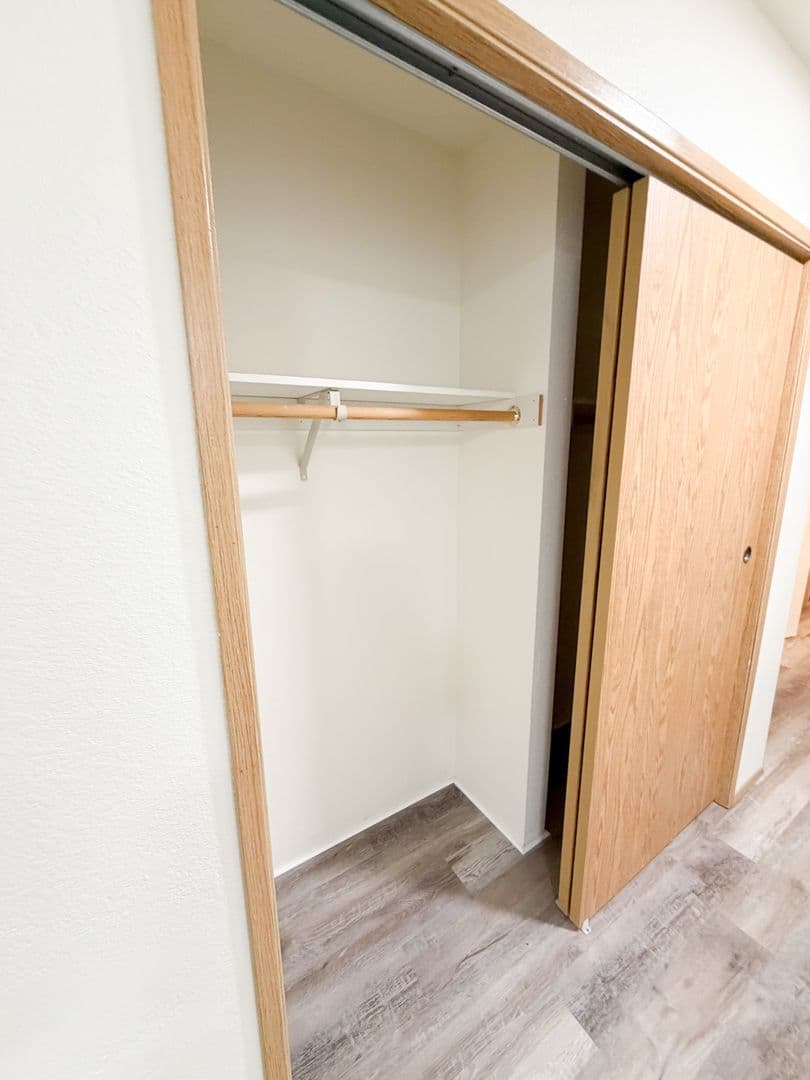 Klamath Falls Apartment: 5382 North Hills Drive