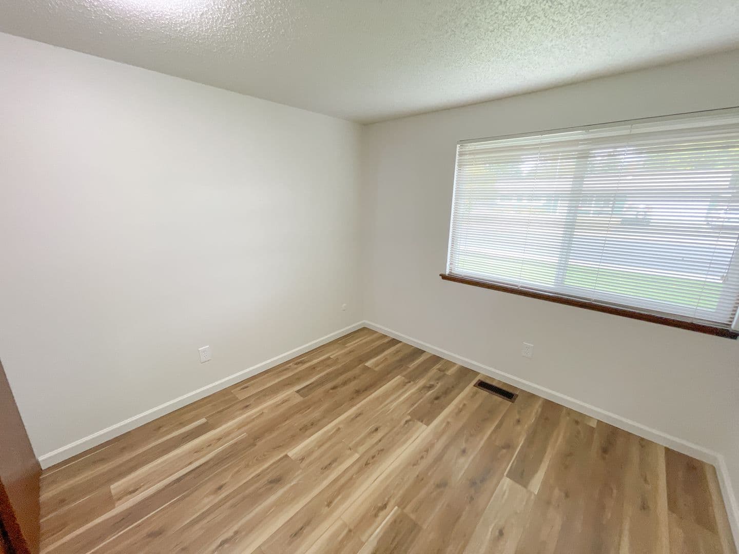 Klamath Falls House: 4432 Sturdivant Ave.
