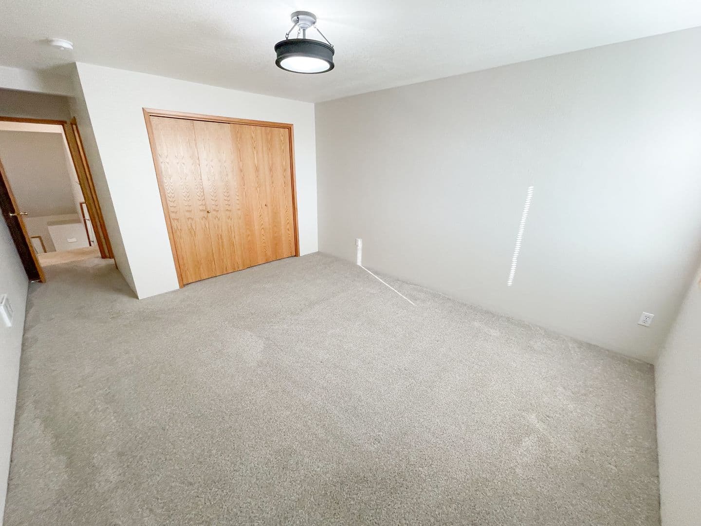 Klamath Falls Apartment: 5630-5632-5634-5636 North Hills Drive