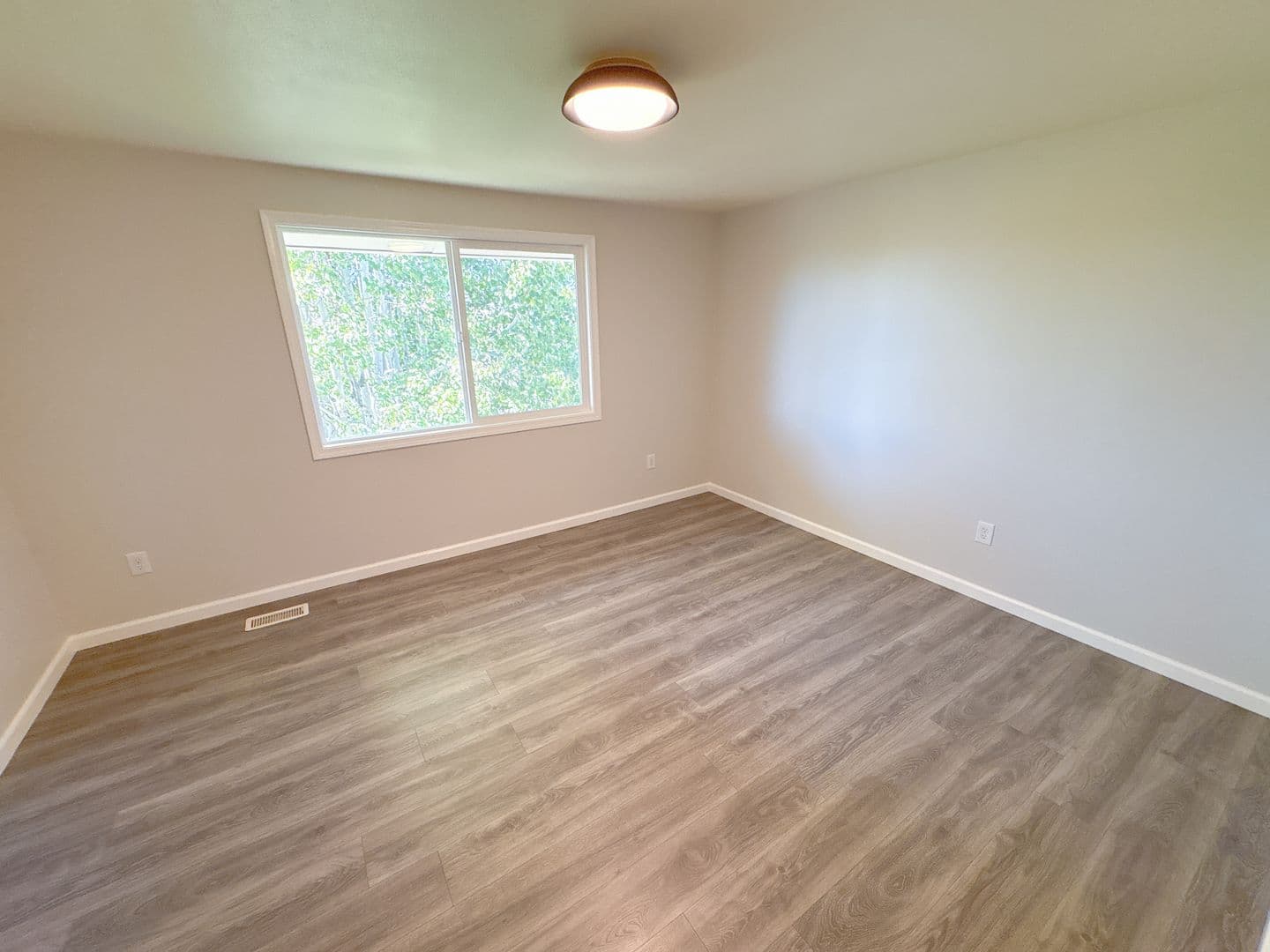 Klamath Falls House: 1946 N. Eldorado Ave