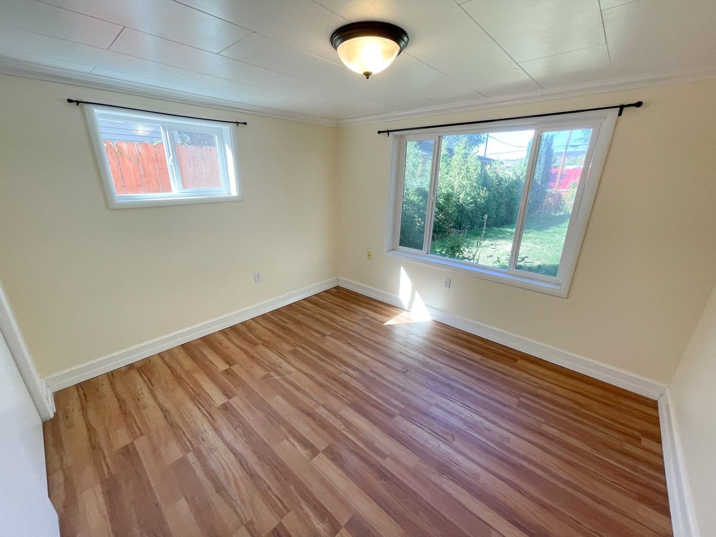 Klamath Falls Apartment: 510 Pacific Terrace
