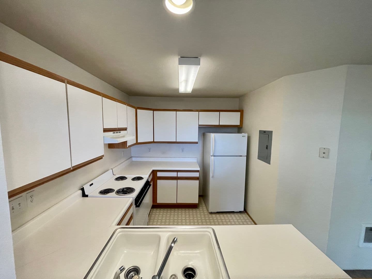 Klamath Falls Apartment: 5388 North Hills Drive