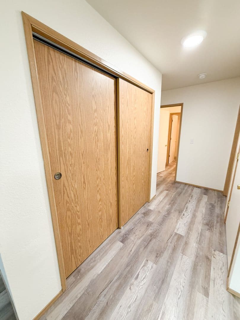 Klamath Falls Apartment: 5382 North Hills Drive