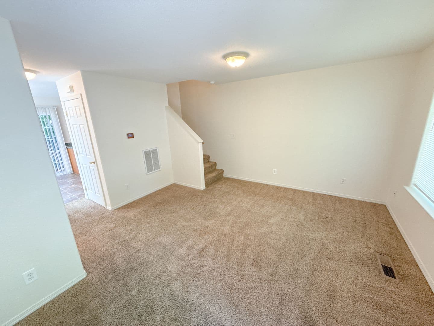 Klamath Falls Apartment: 622 Prescott Street