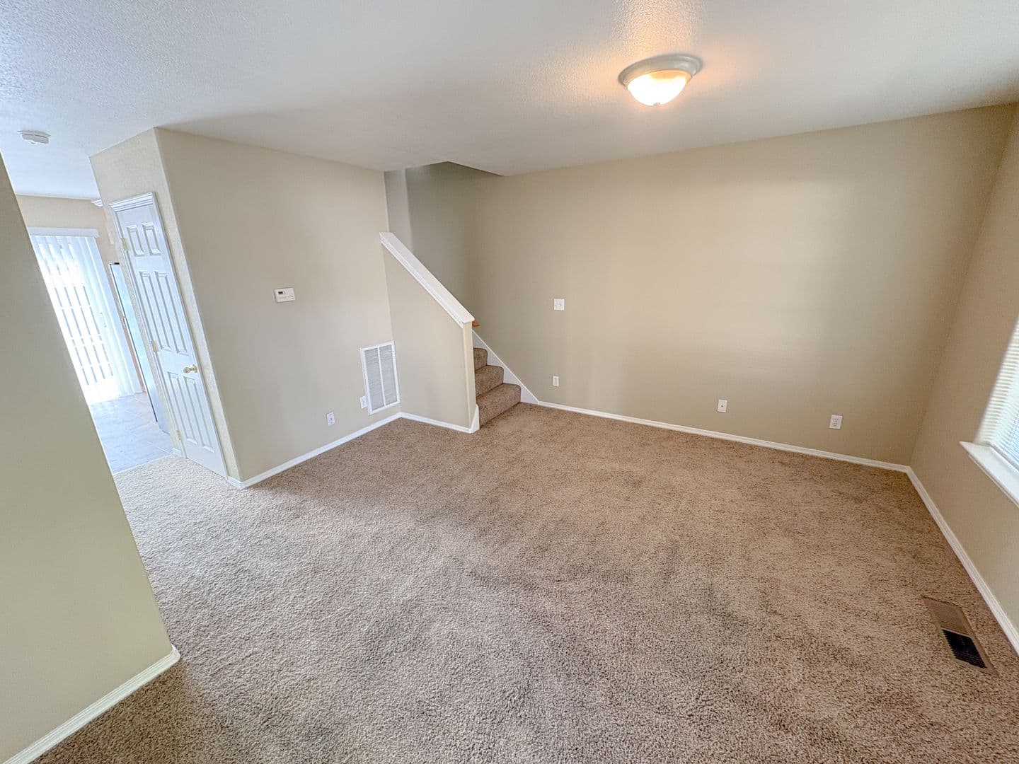Klamath Falls Apartment: 622 Prescott Street