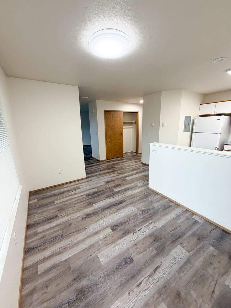Klamath Falls Apartment: 5382 North Hills Drive