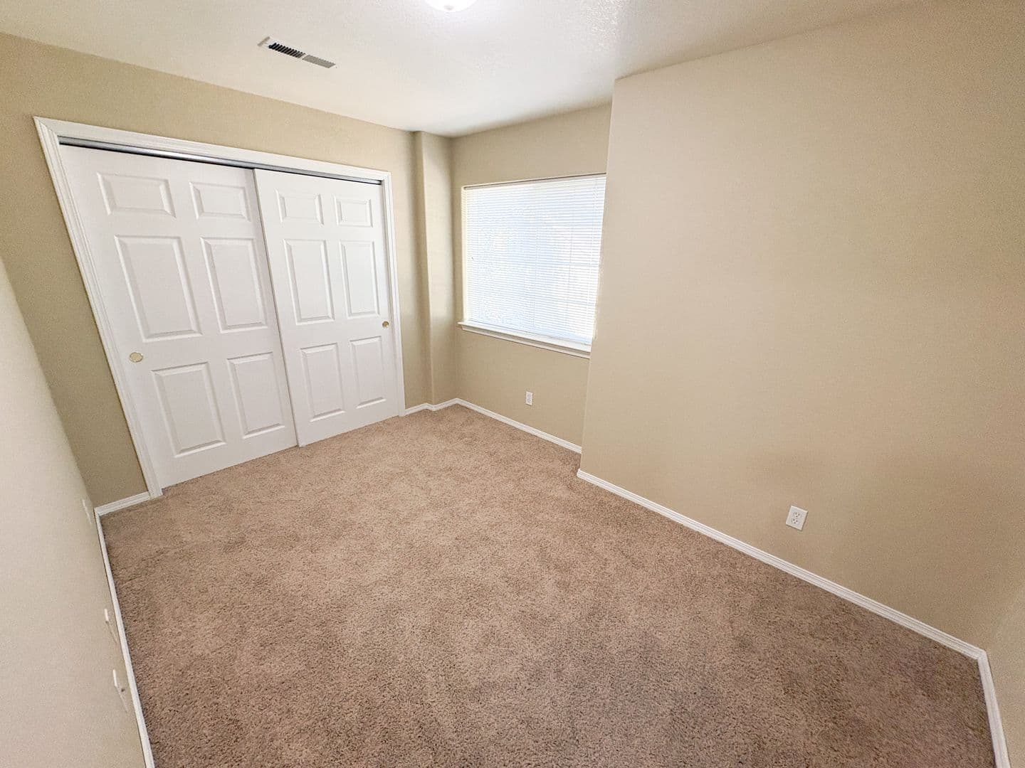 Klamath Falls Apartment: 622 Prescott Street