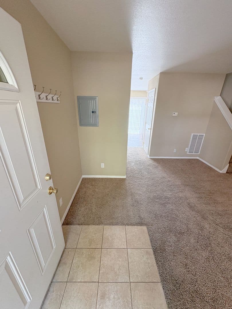 Klamath Falls Apartment: 622 Prescott Street