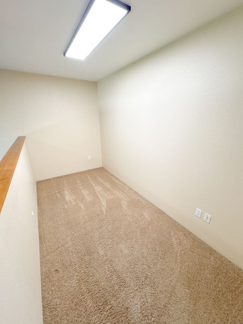 Klamath Falls Apartment: 5630-5632-5634-5636 North Hills Drive