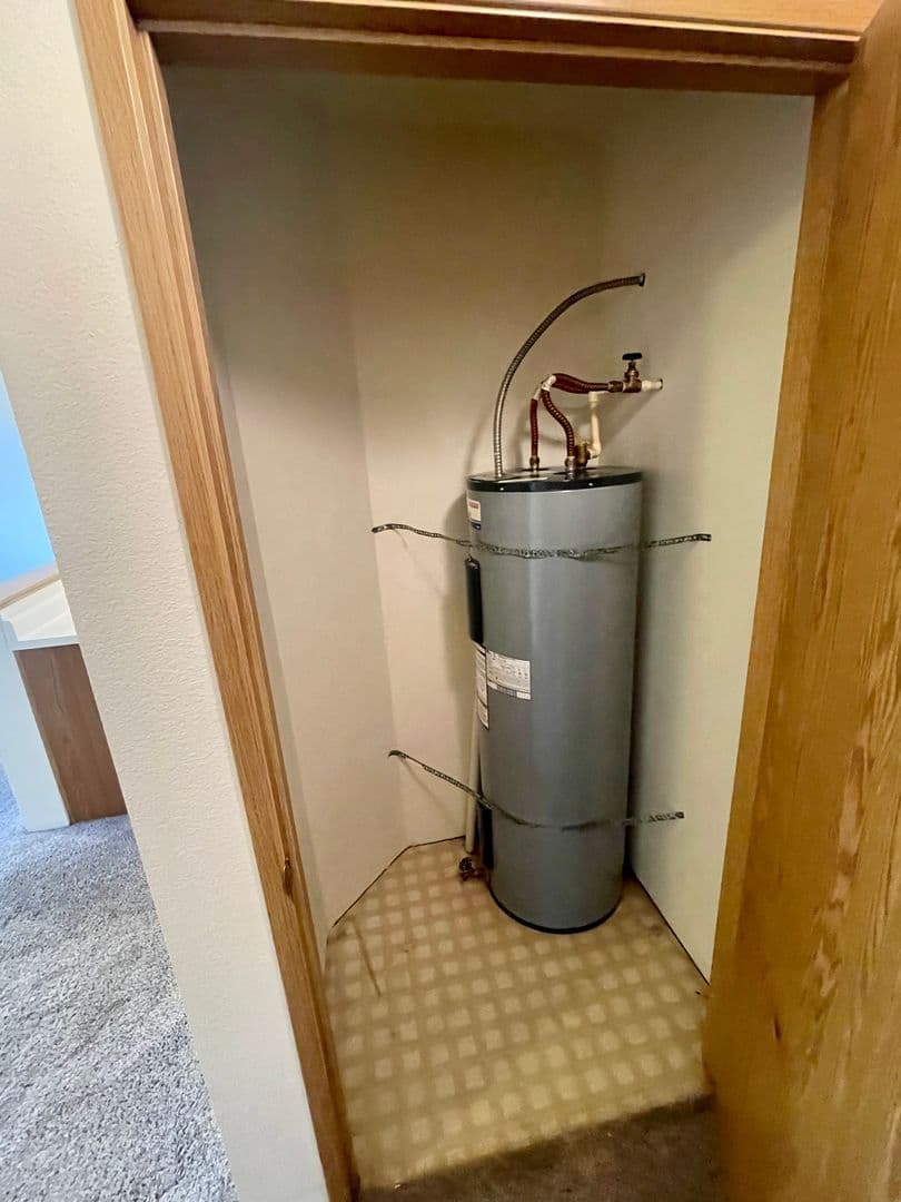 Klamath Falls Apartment: 5388 North Hills Drive