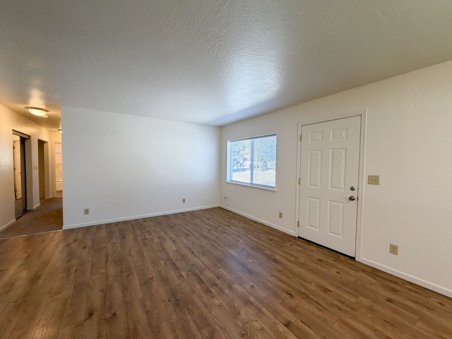 Klamath Falls Apartment: 1846-1848 Sargent Ave