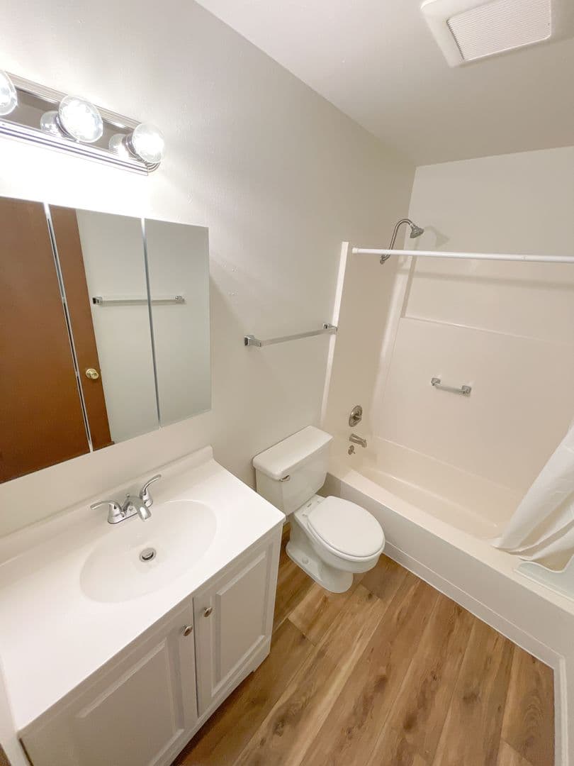Klamath Falls House: 4432 Sturdivant Ave.