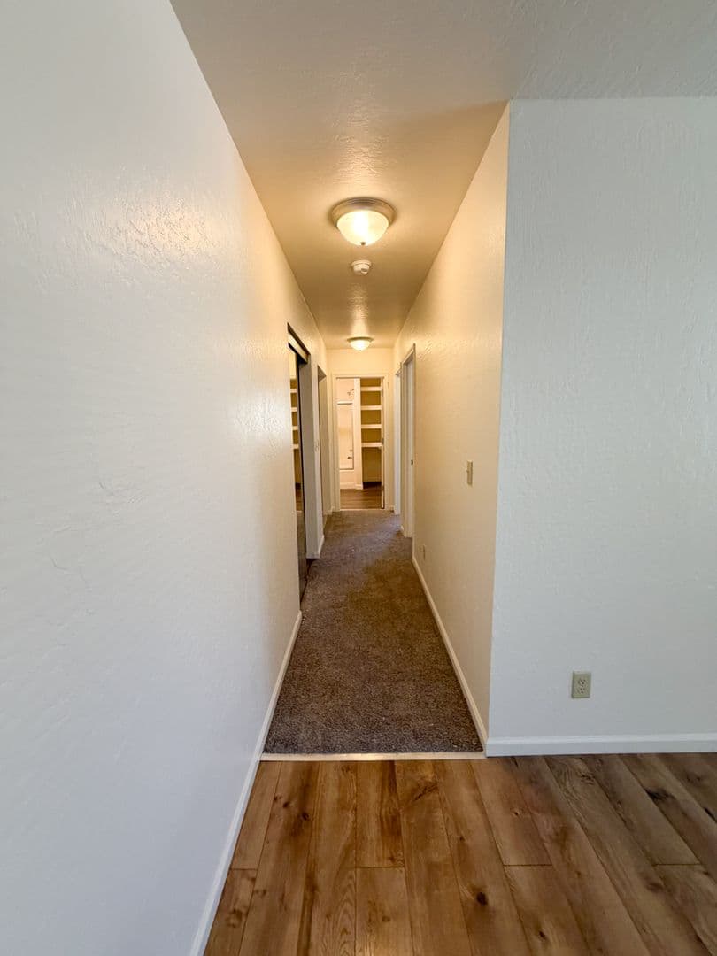 Klamath Falls Apartment: 1846-1848 Sargent Ave