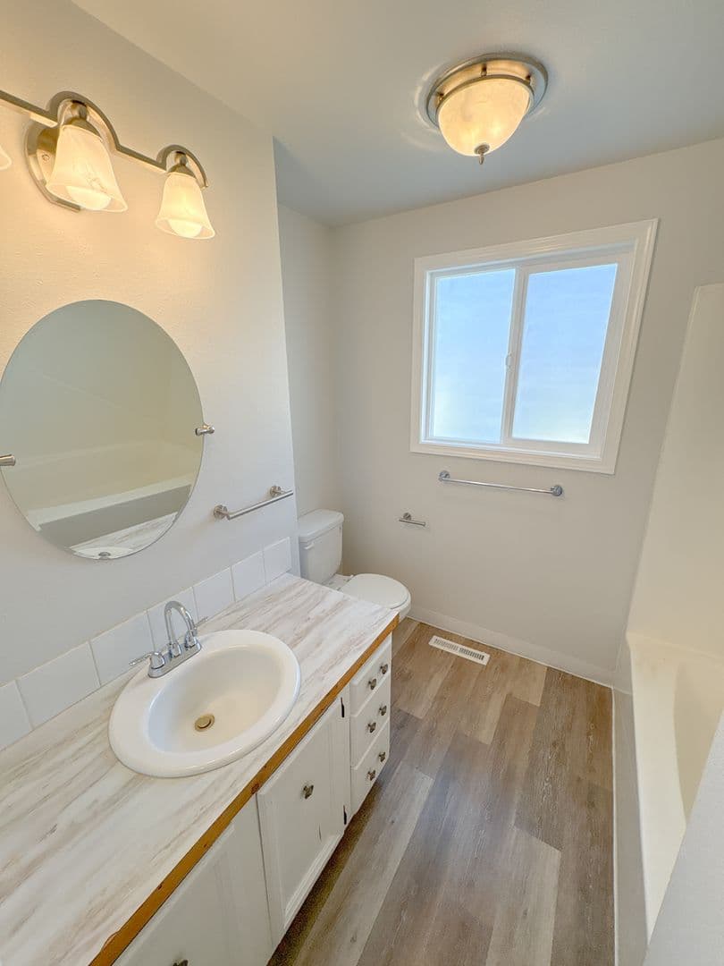 Klamath Falls House: 1946 N. Eldorado Ave