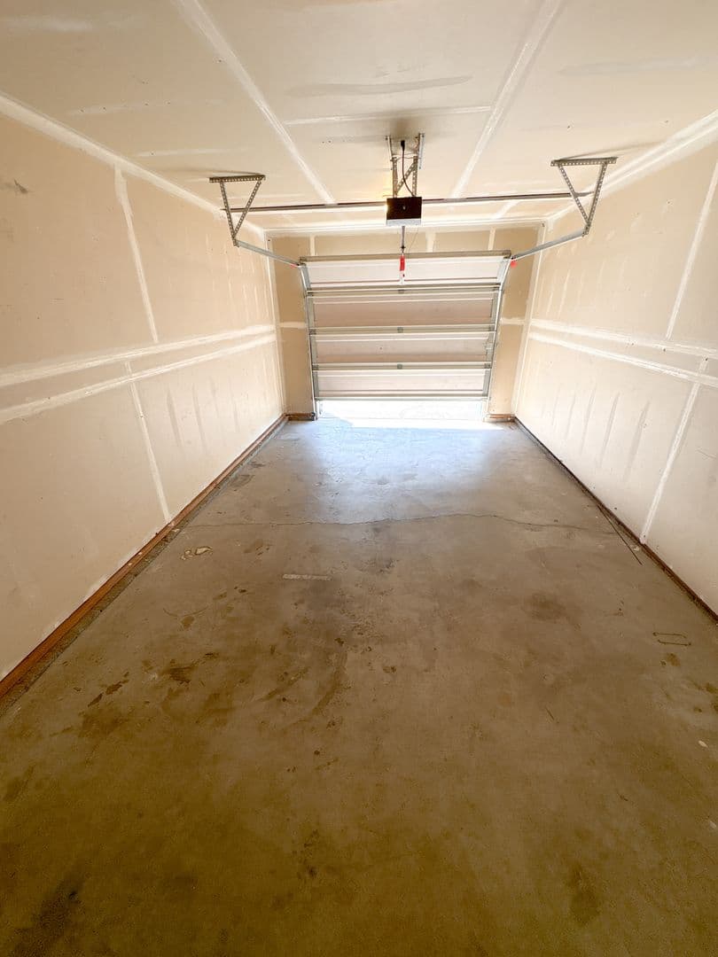 Klamath Falls Apartment: 5630-5632-5634-5636 North Hills Drive