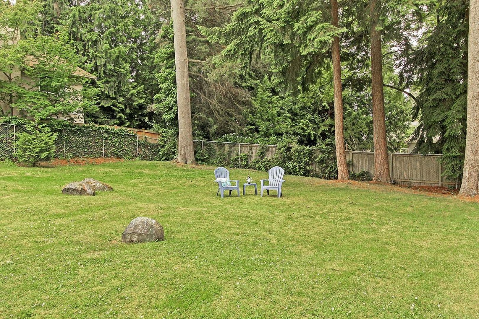 Edmonds Apartment: 7806 196th ST SW