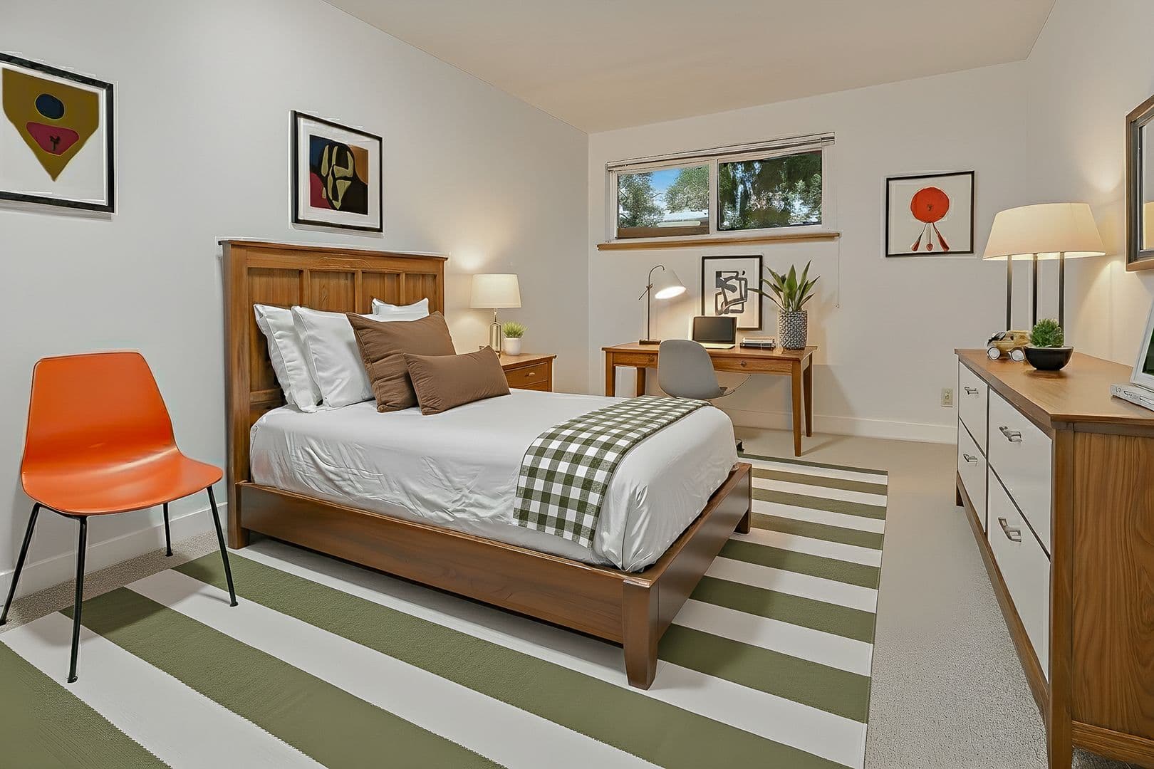 Edmonds Apartment: 7806 196th ST SW