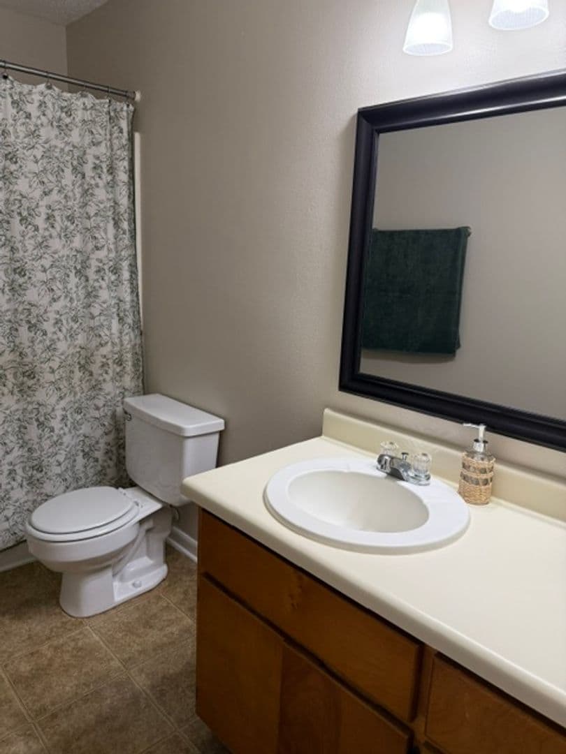 Andalusia Apartment: 100 Captain's Quarters Dr.