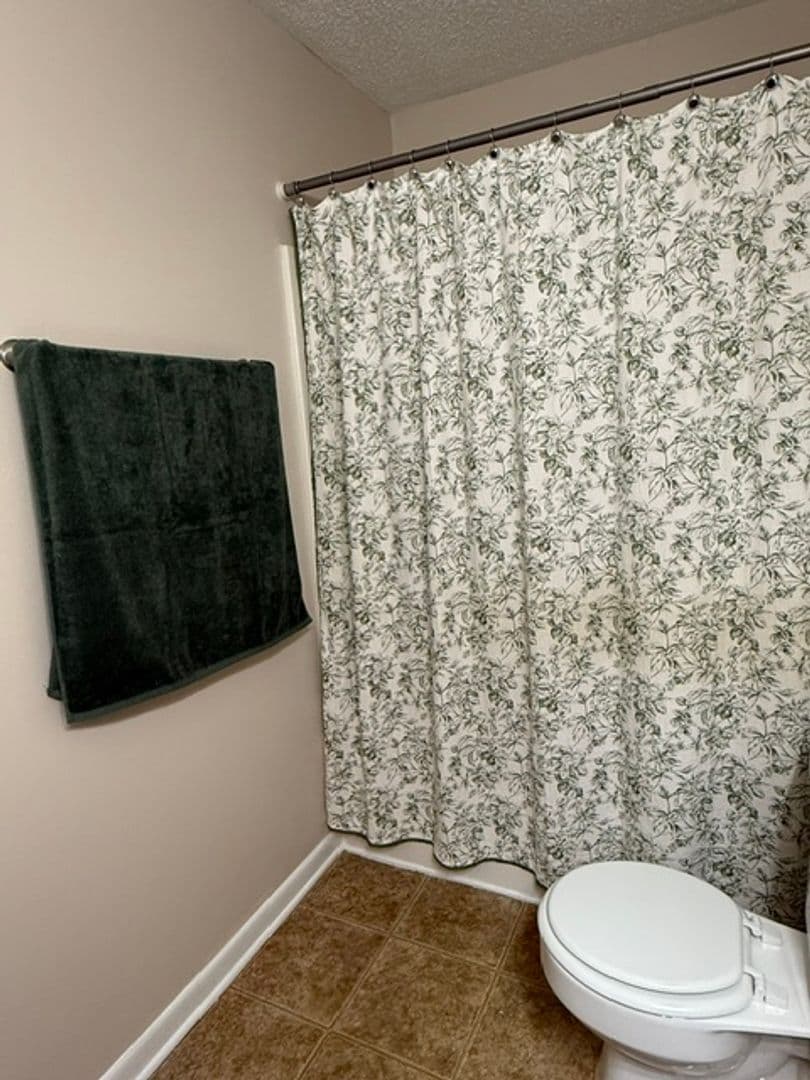 Andalusia Apartment: 100 Captain's Quarters Dr.