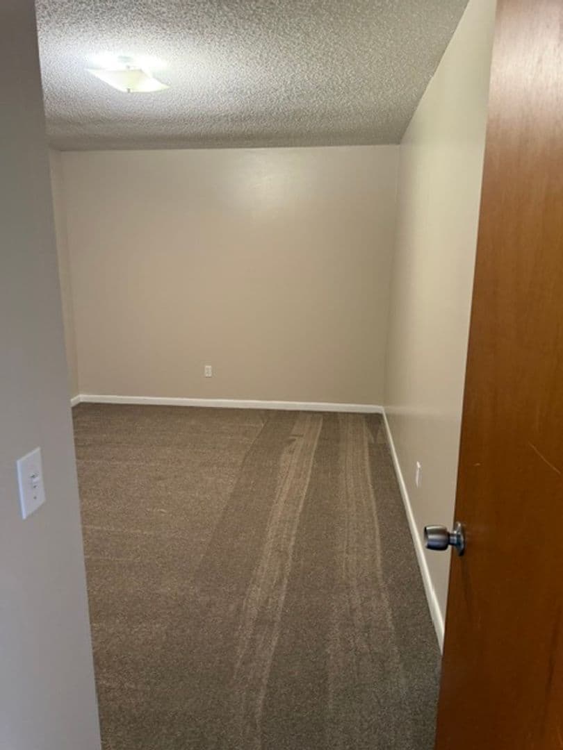 Andalusia Apartment: 100 Captain's Quarters Dr.