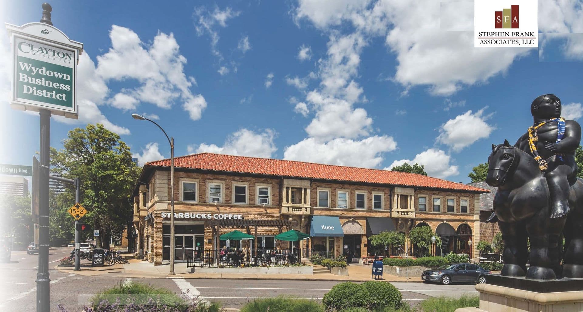 St Louis Apartment: 522 South Hanley Rd