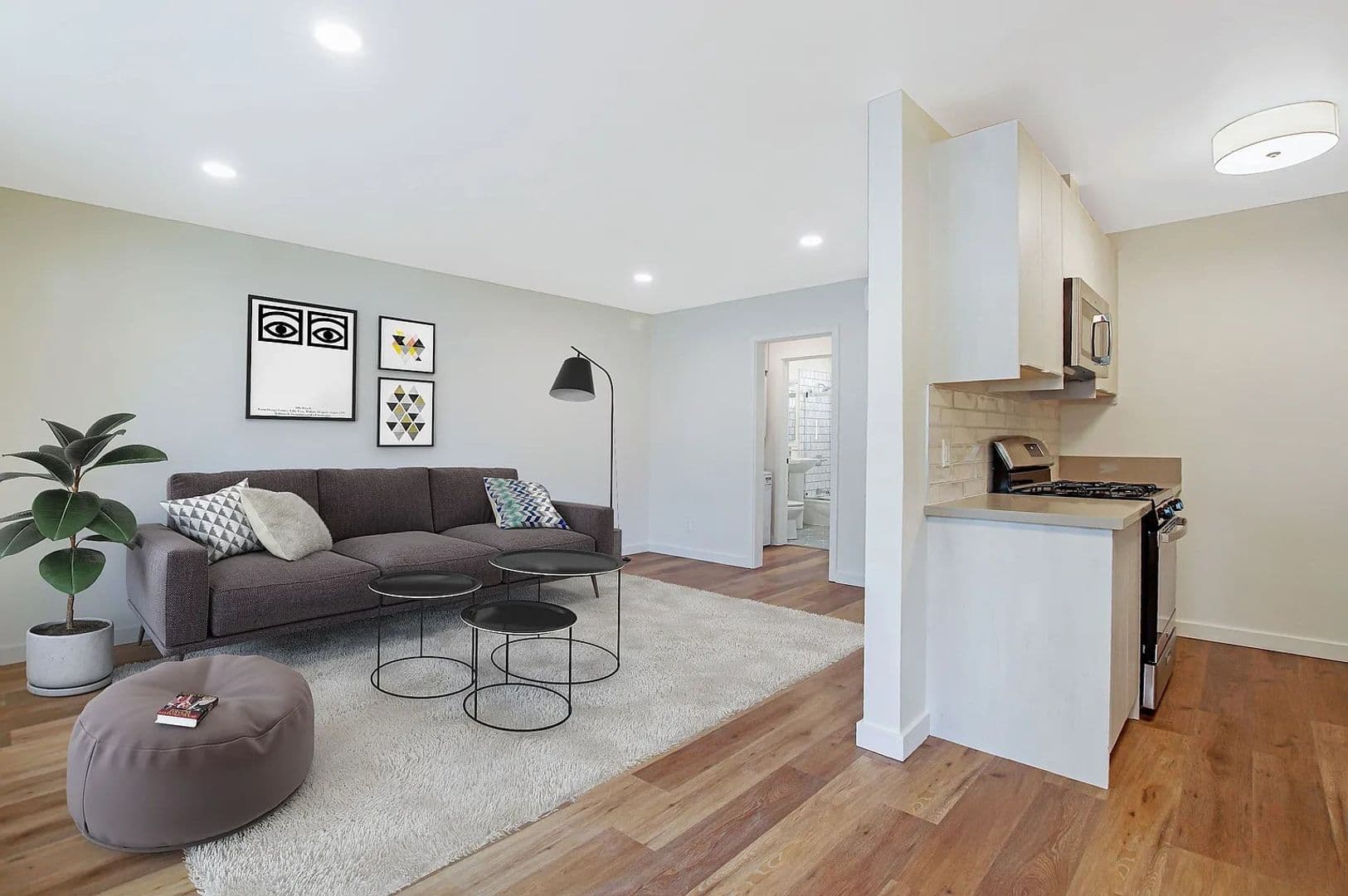 Los Angeles Apartment: 1155 N Madison Ave - 3