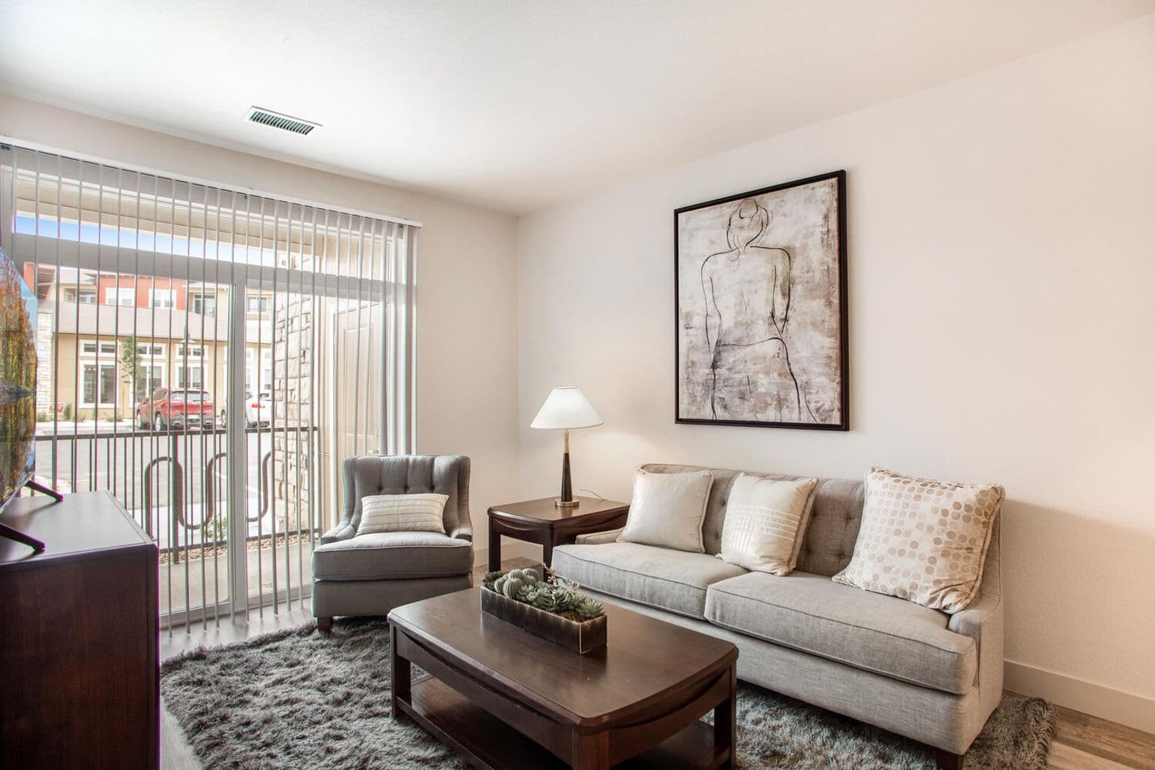 Evans Apartment: 4620 Tuscany Street