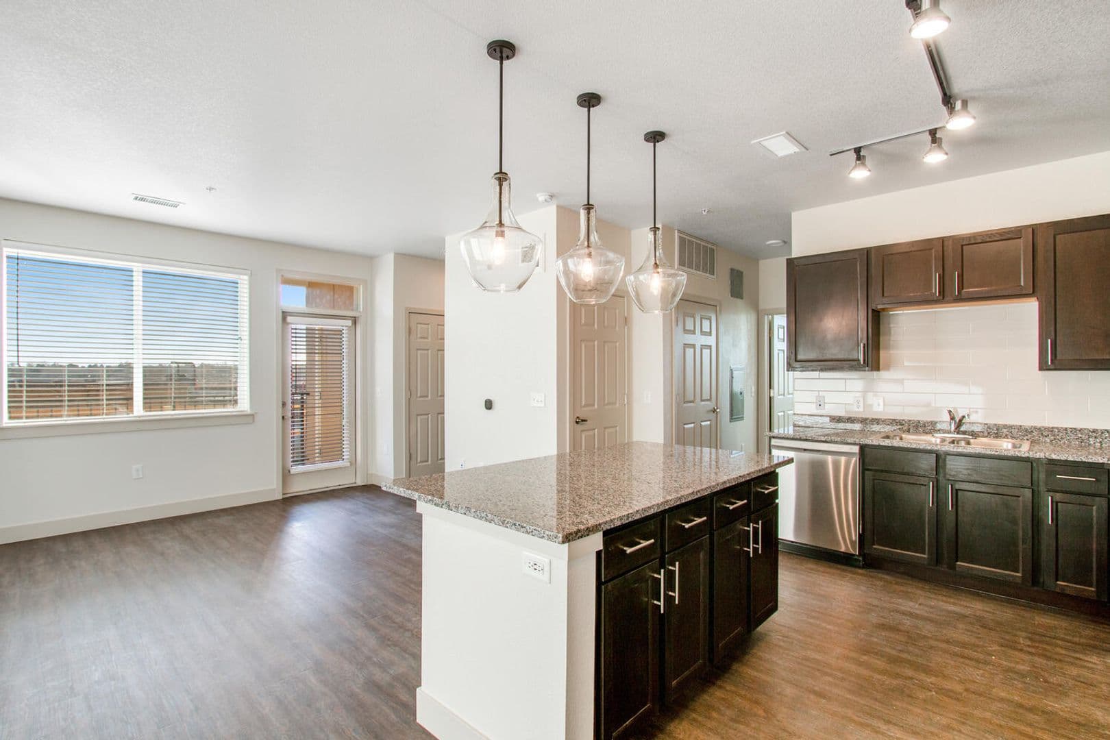 Evans Apartment: 4620 Tuscany Street