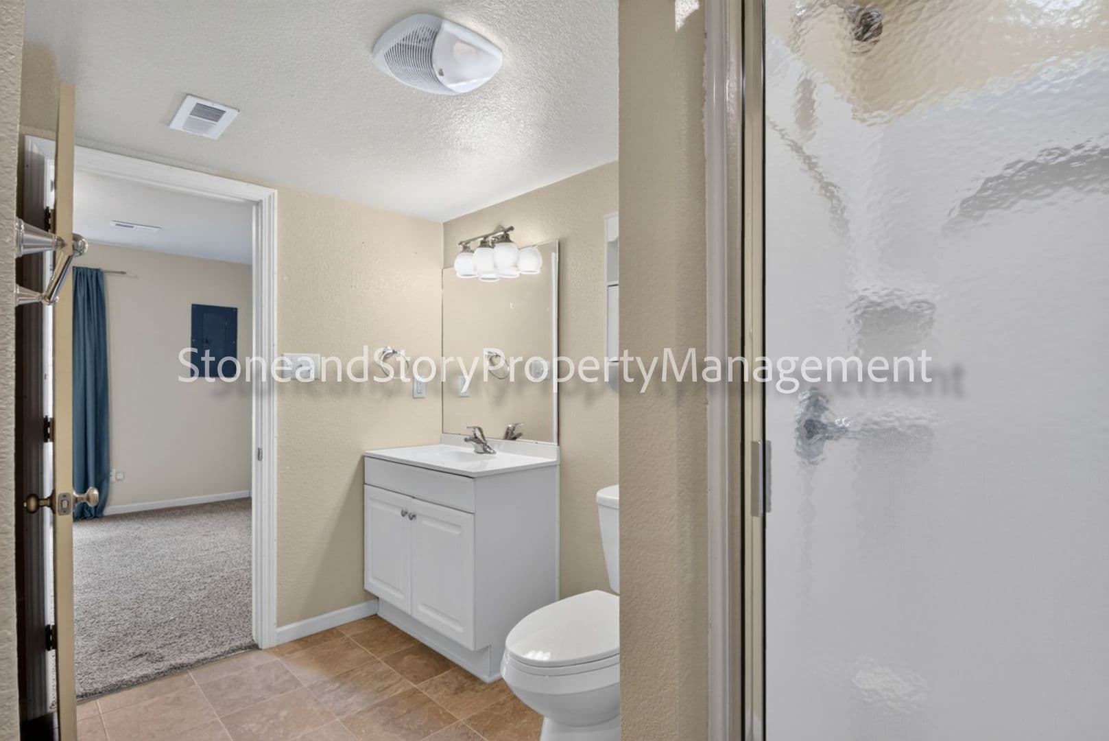 Topeka House: 6926 SW 17th St