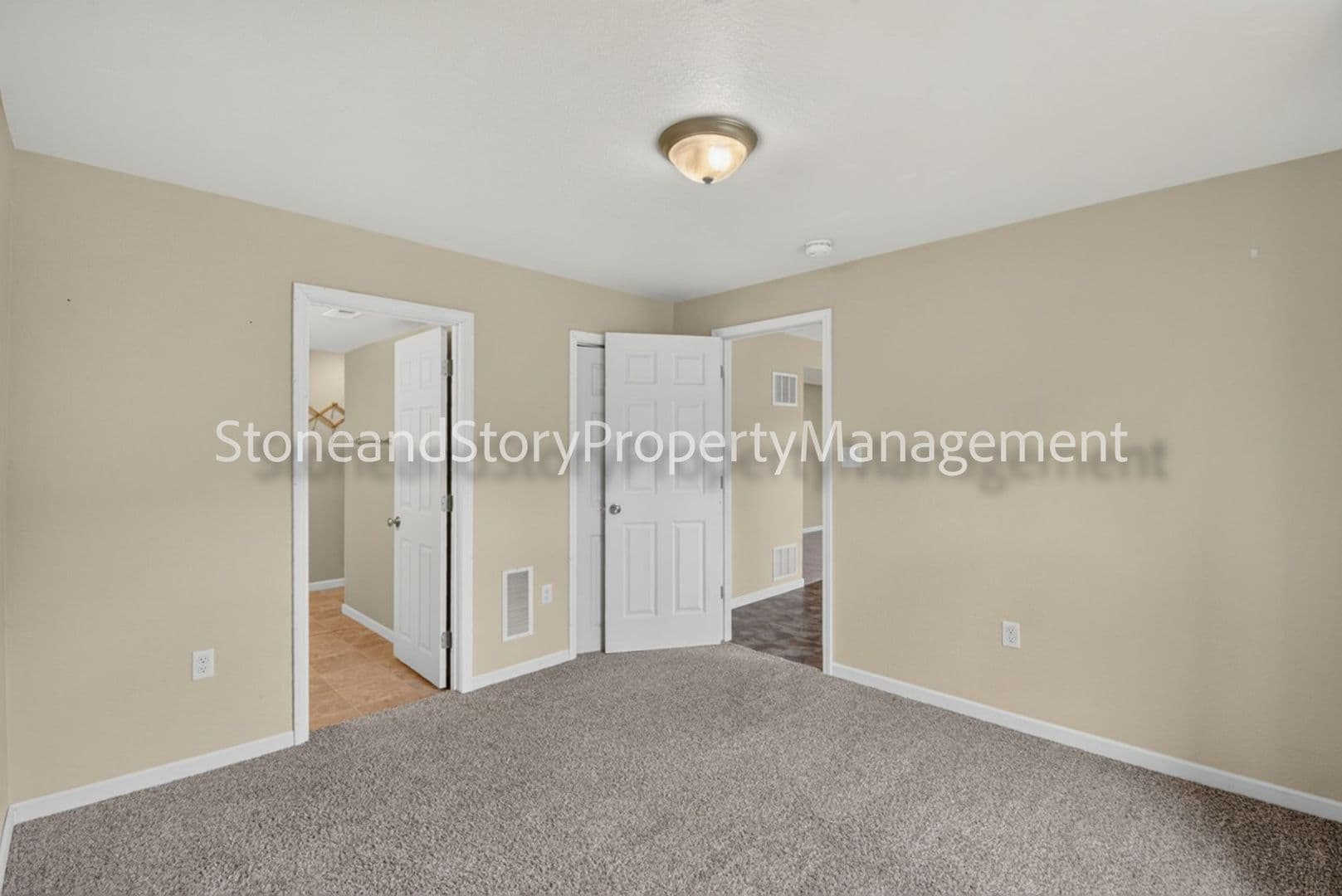 Topeka House: 6926 SW 17th St