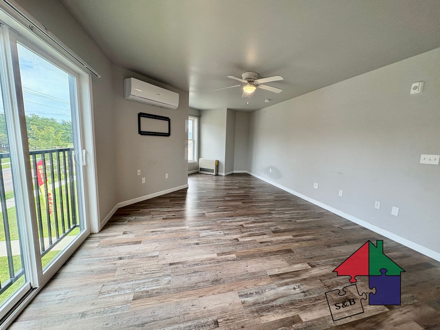 Milton Apartment: 444-452 US Rt 7 South