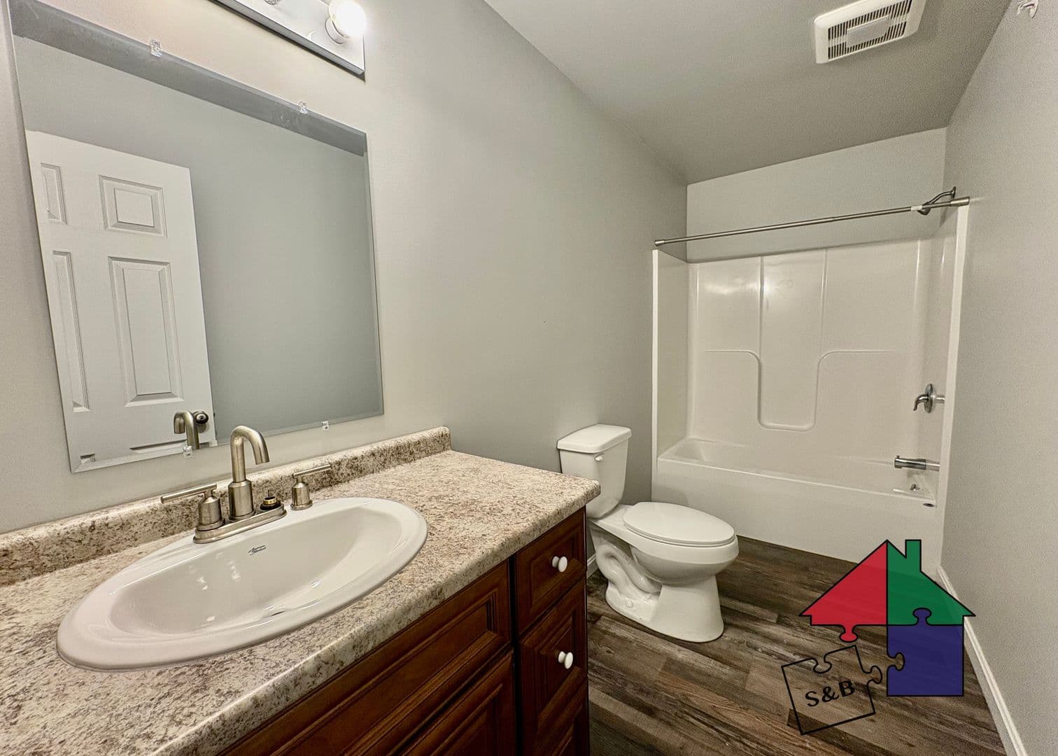 Milton Apartment: 444-452 US Rt 7 South