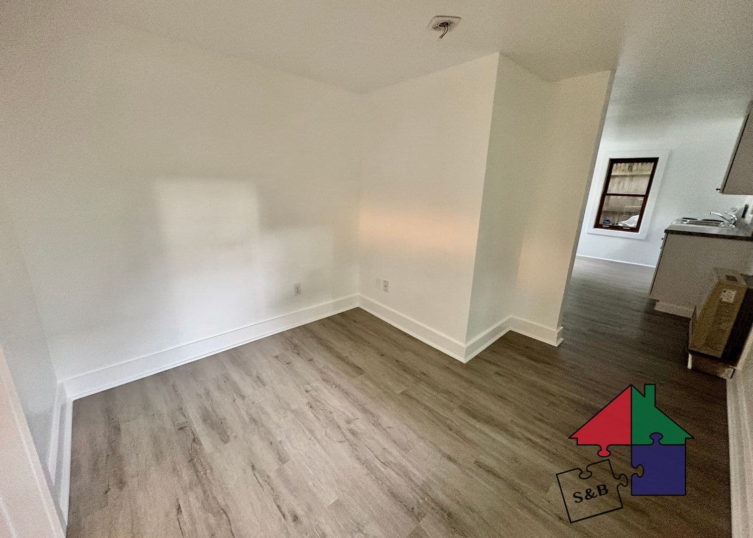 Burlington Apartment: 214-216 Pine St