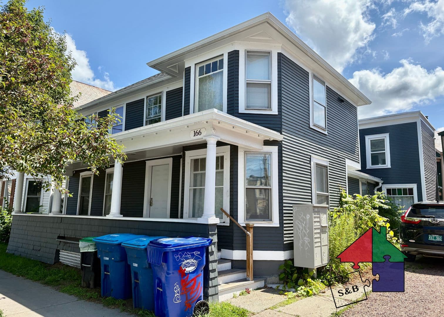 Burlington Apartment: 166 N. Winooski Ave