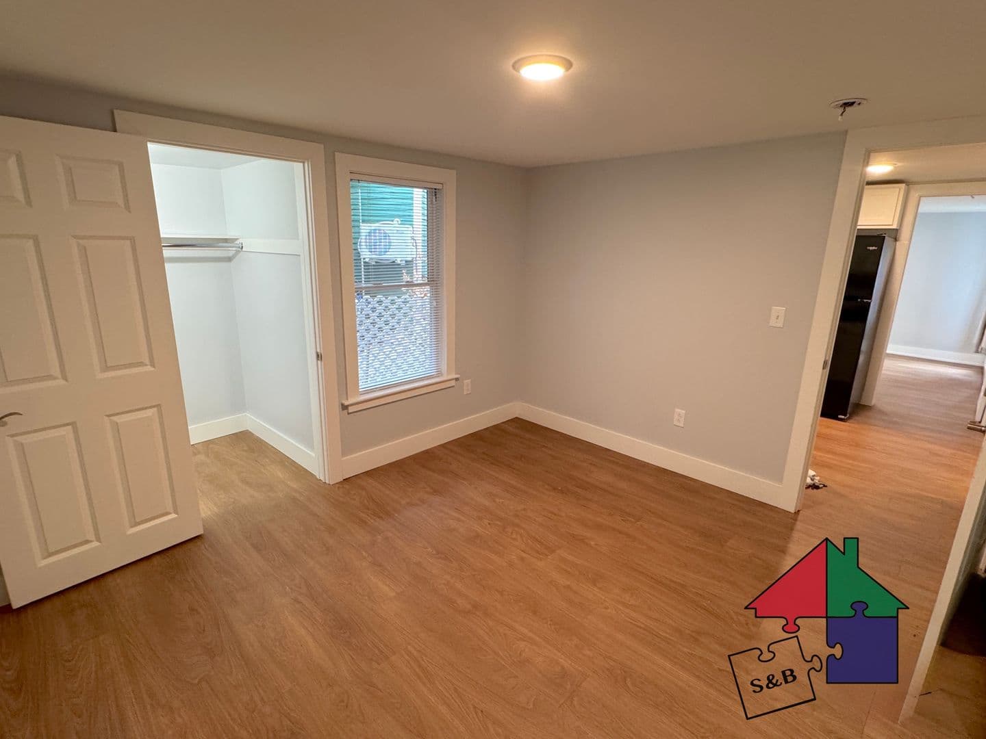 Burlington Apartment: 166 N. Winooski Ave