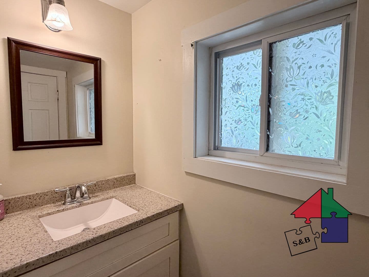 Barre Apartment: 69 Perry St